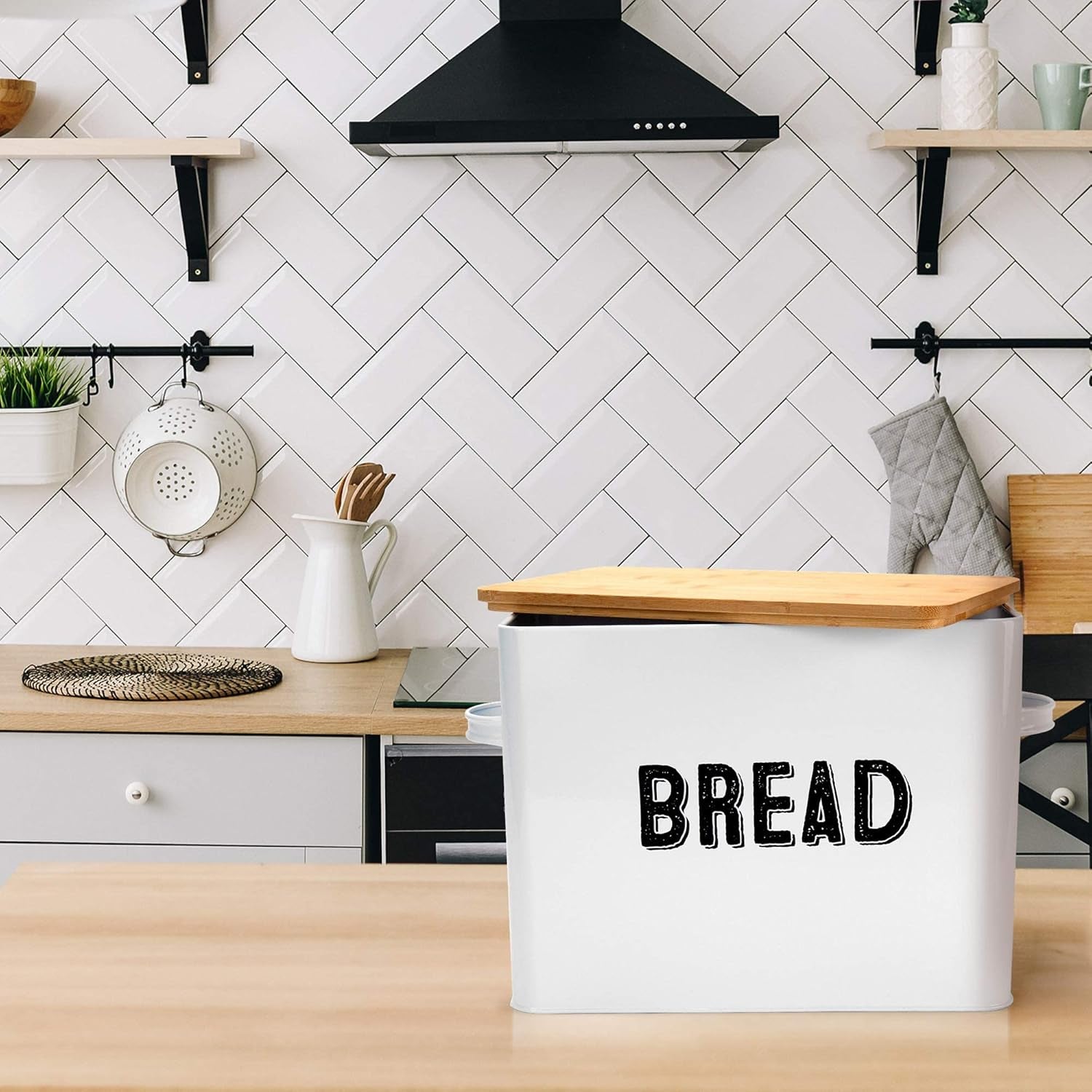 Granrosi Large White Bread Box for Kitchen Countertop, Bread Storage Container, Breadbox, Bread Container, Bread Boxes, Bread Keeper, Bread Holder - Farmhouse Bread Box with Bamboo Wooden Lid - White